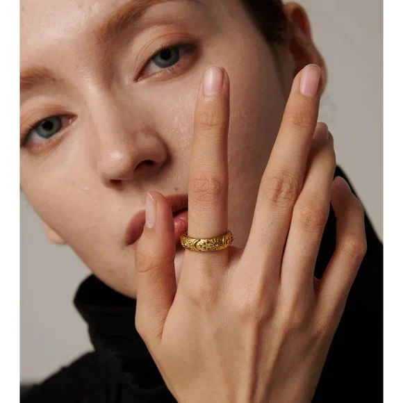 NEW 18K Gold Plated Textured Moon Star Ring - Picture 2 of 9